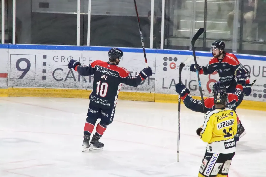 Nicolas Ritz (à gauche) représentera la France au mondial élite de Tampere (Finlande)