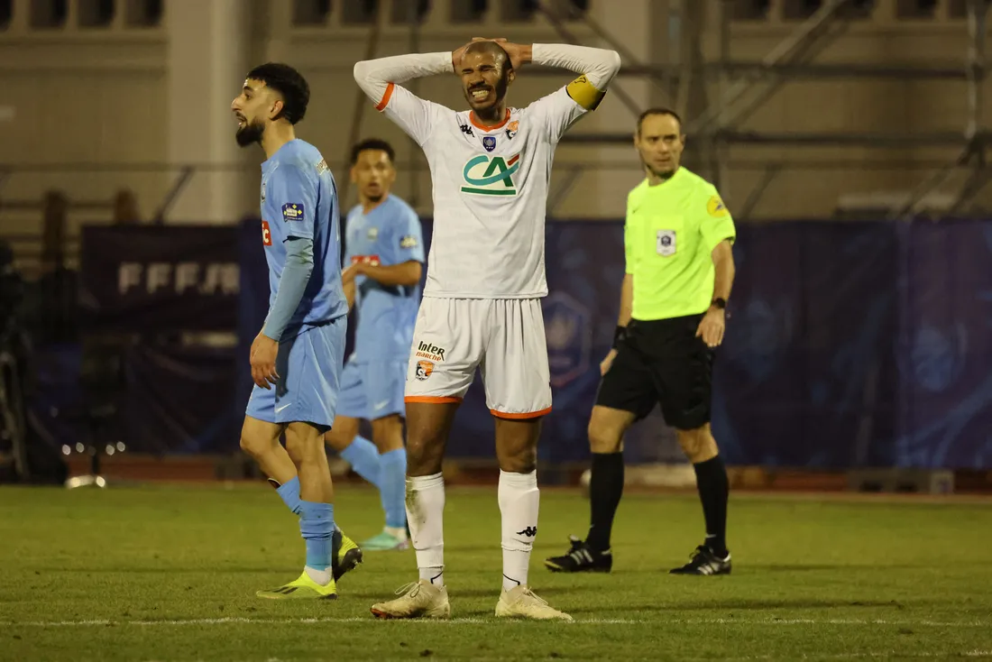 Jordan Adéoti et ses partenaires ont été éliminés par Le Puy.