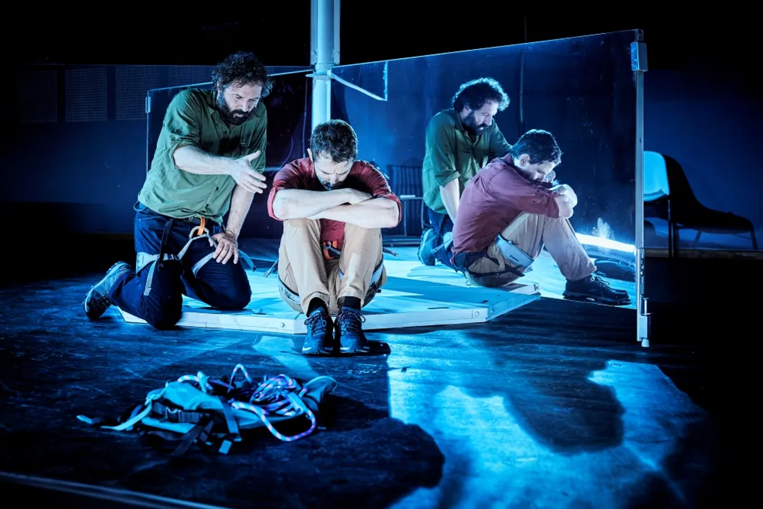 Spectacle Une ombre vorace Cargo Segré_08 09 25_Christophe Raynaud de Lage