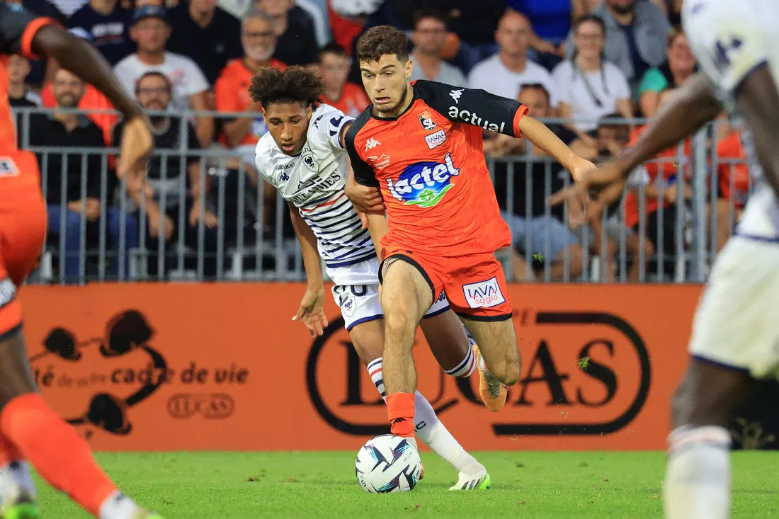 Loïs Martins veut grapiller du temps de jeu en pro avec le Stade lavallois.