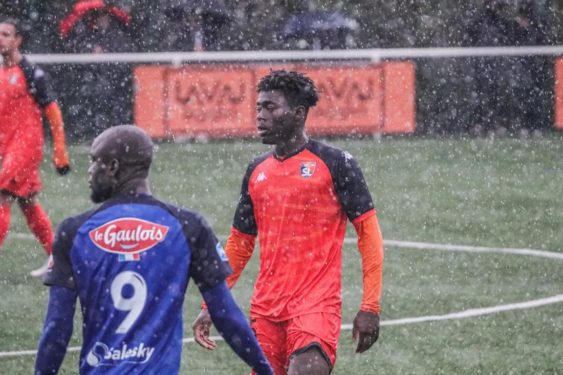 Ange Badey avec la réserve en National 3.