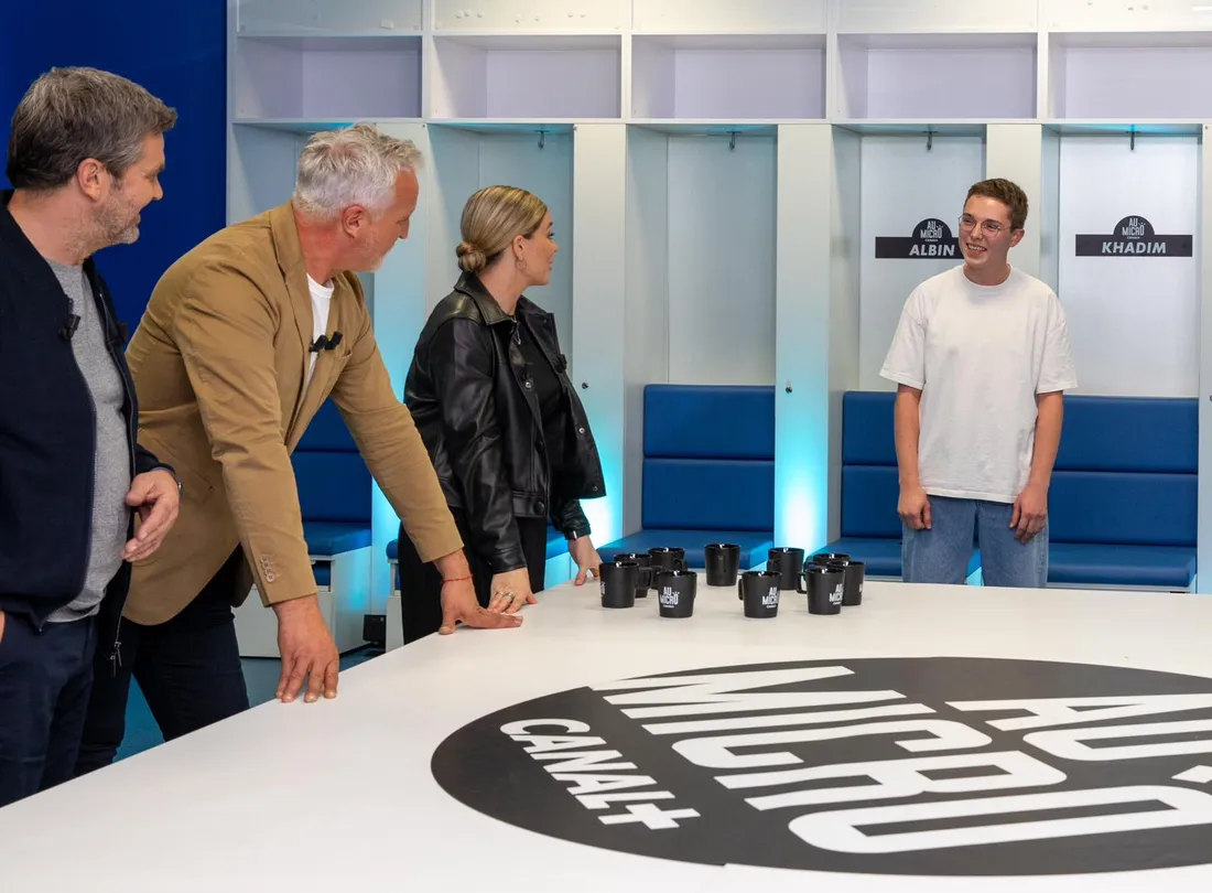 Bastien Rivron avec David Ginola, Laure Boulleau et Hervé Mathoux.