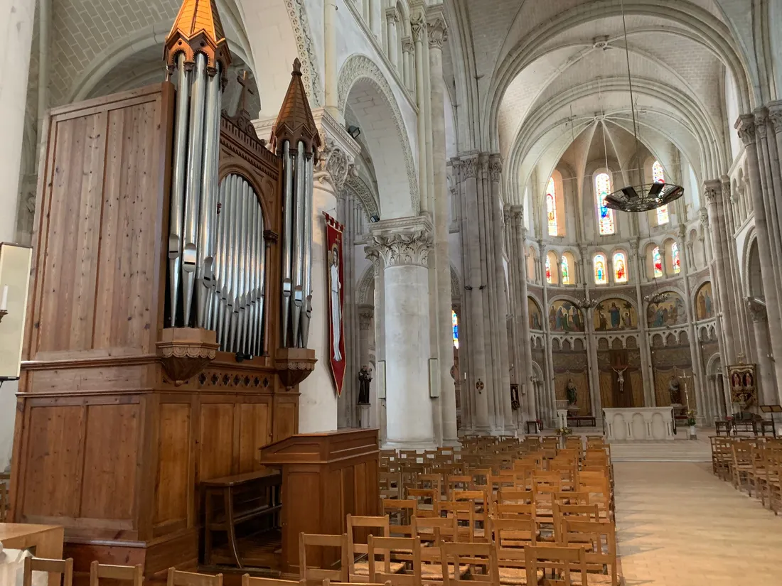 Orgue nef Cossé-le-Vivien_22 11 24_AVC