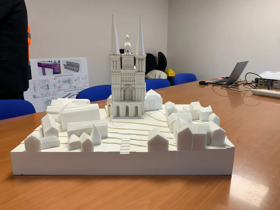 Maquette Cathédrale Angers_07 02 25_AVC