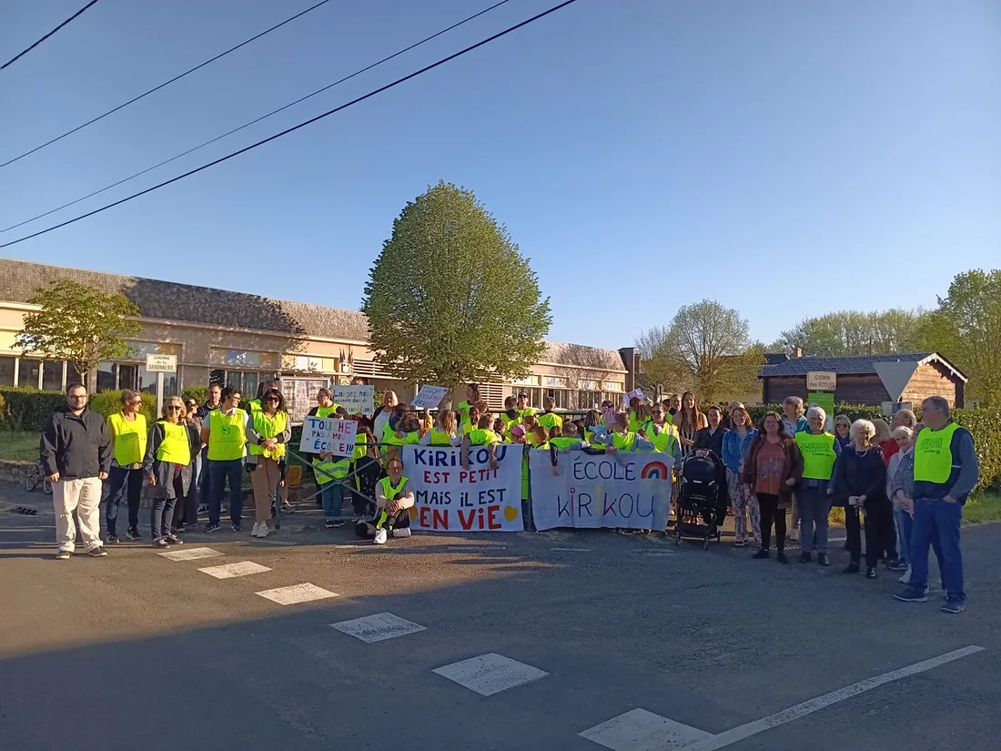 Manif Kirikou Brissarthe Scolaire_09 04 26_MC