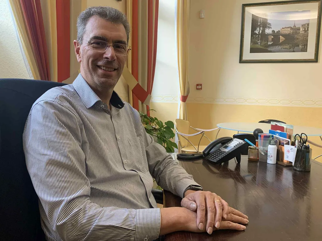 Etienne Glémot Maire Lion d'Angers_27 10 25_AVC