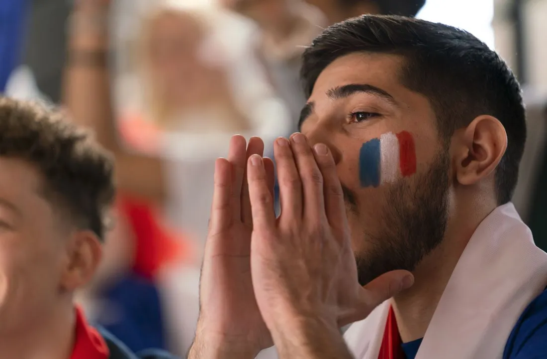 Une bonne trentaine de supporters des Bleus étaient au Pom's, à Pommerieux.