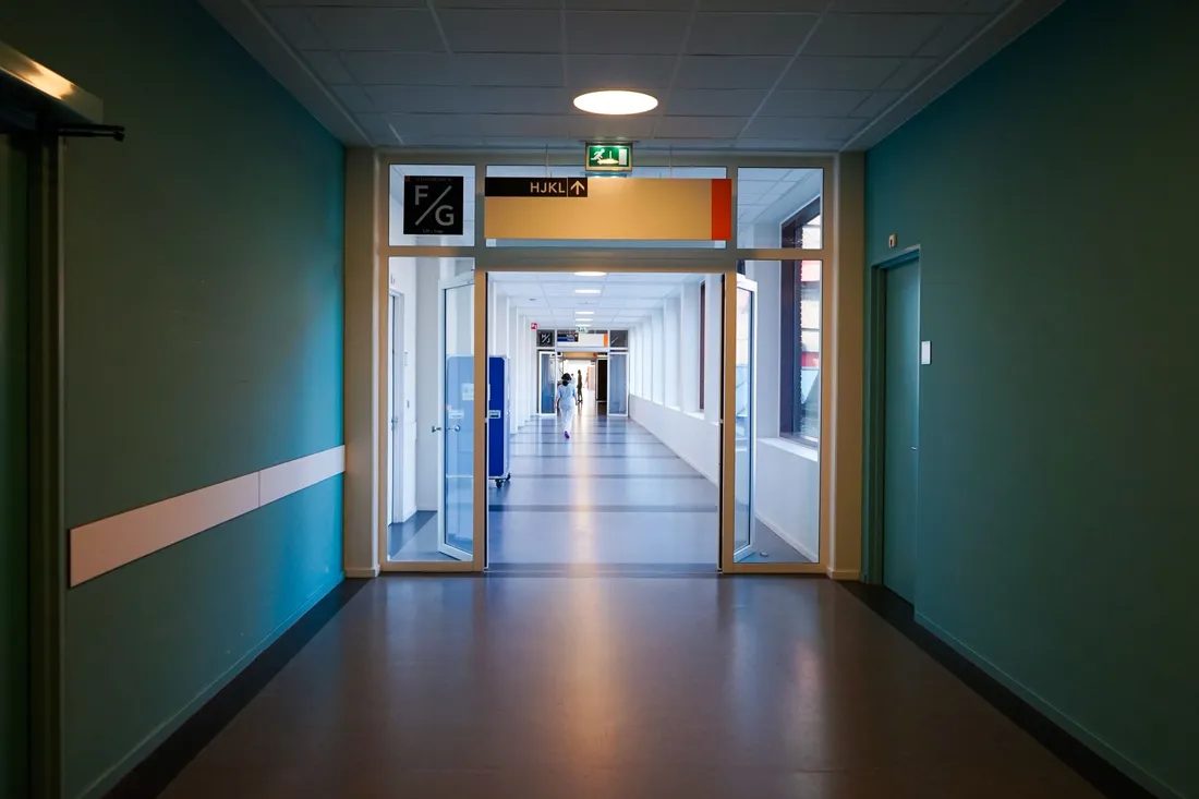 l'hôpital fait face à une pénurie de personnel