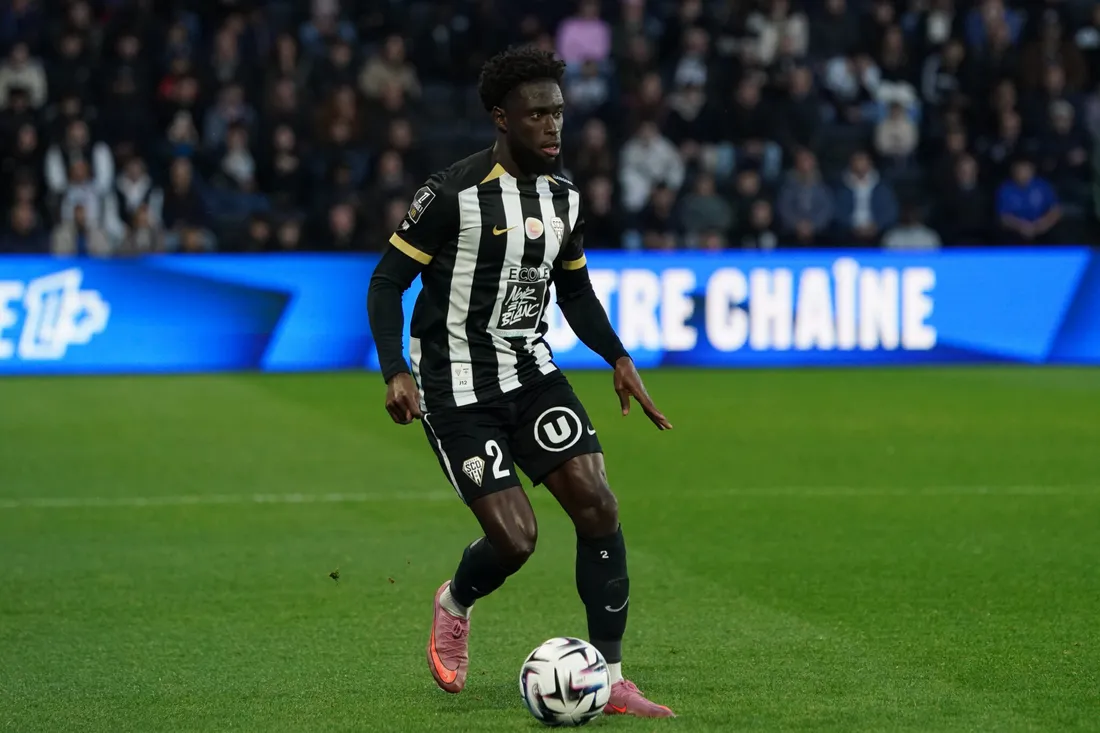 Carlens Arcus n'est toujours pas en mesure de jouer avec Angers Sco.