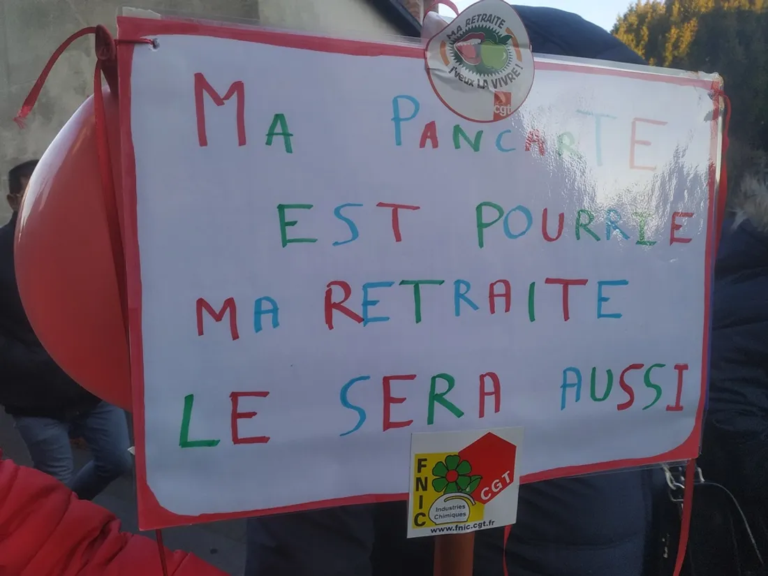 manif retraites #3 Segré pancarte pourrie_07 02 23_CJ