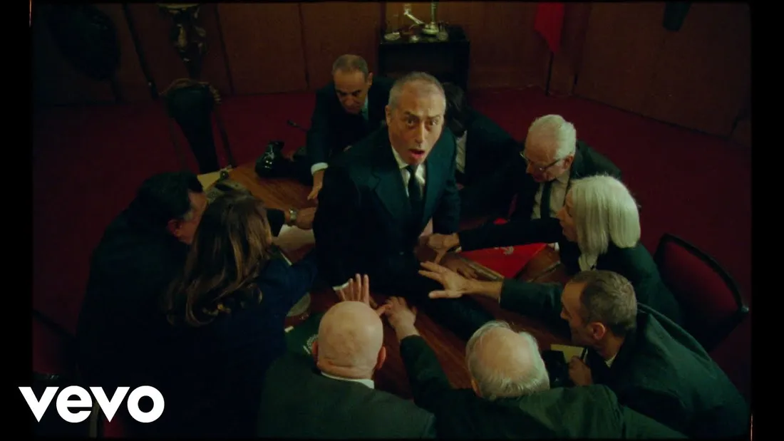 clapyourhandseverybody