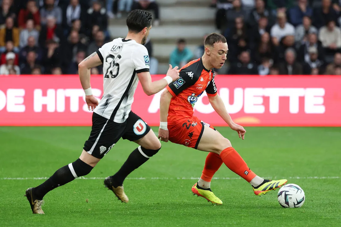 Pablo Pagis, buteur, a de nouveau rayonné dans l'entrejeu lavallois.