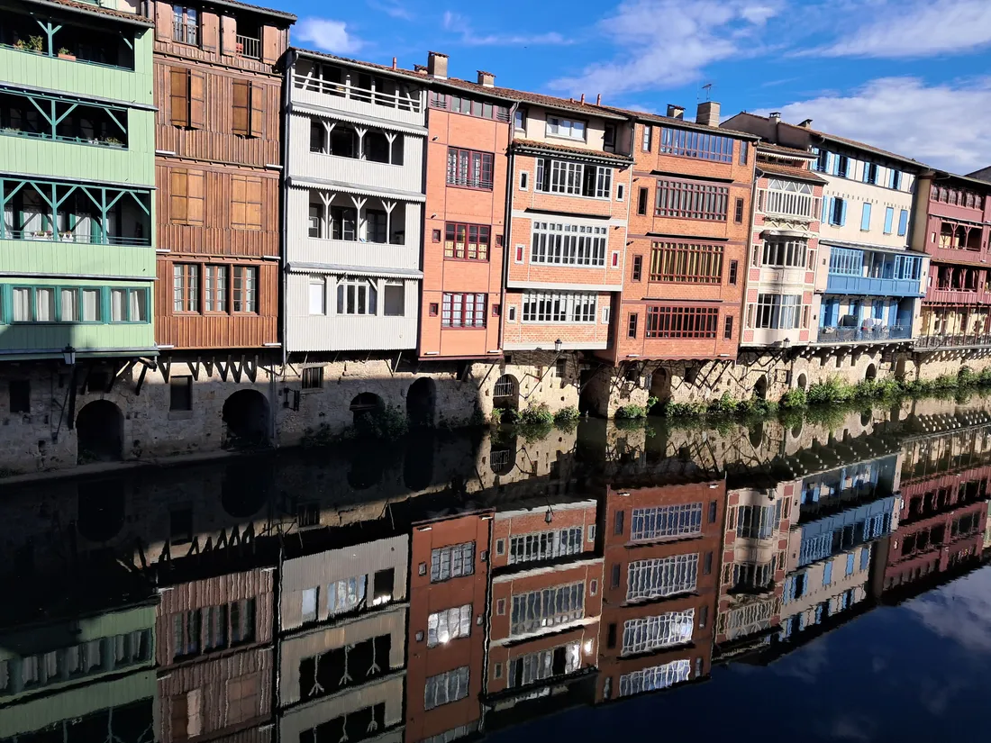 CASTRES