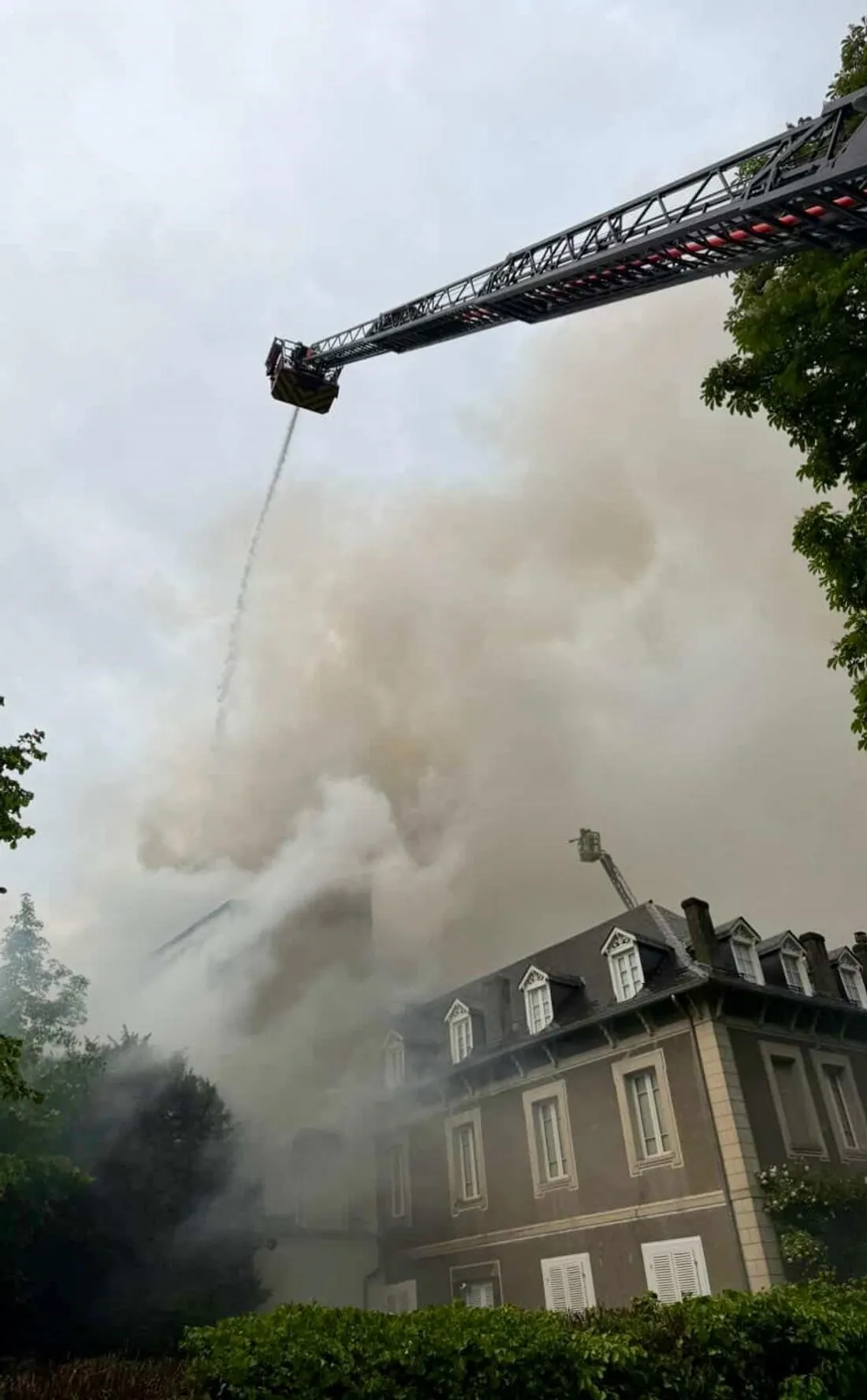 Hôtel incendie Bagnères de Luchon