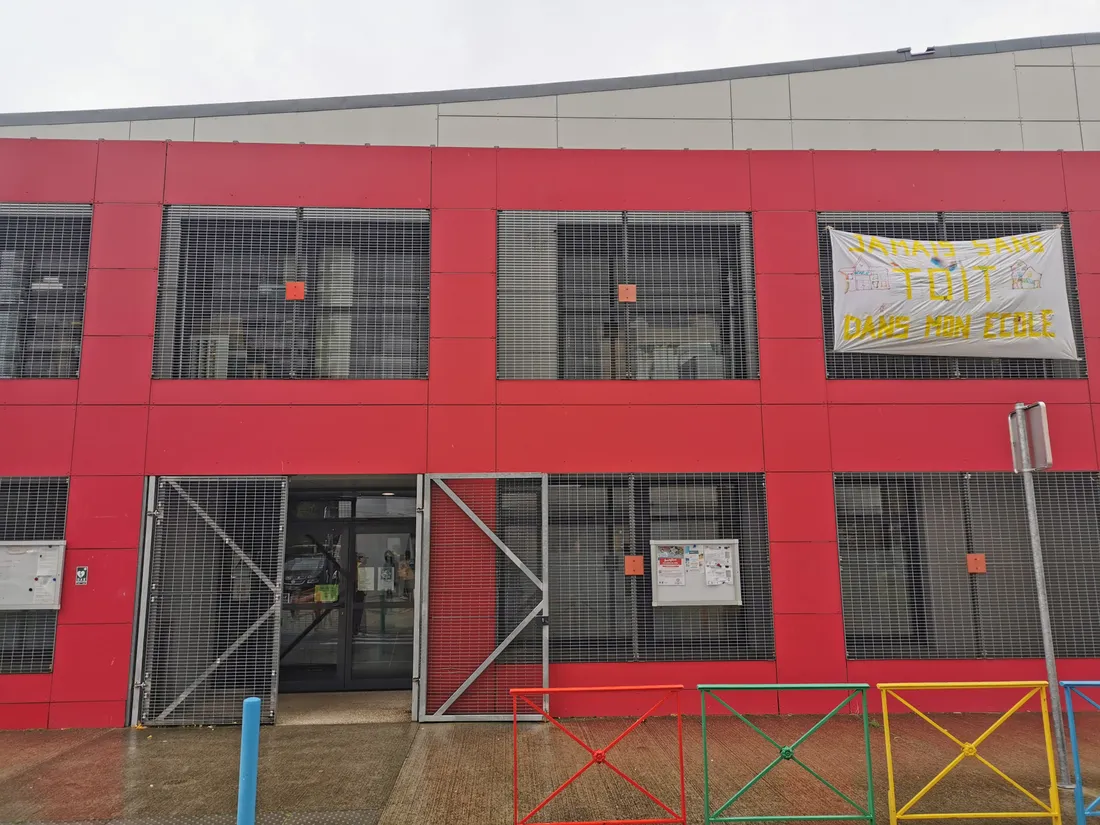 Une famille à la rue a passé la nuit à l'école Didier Daurat 