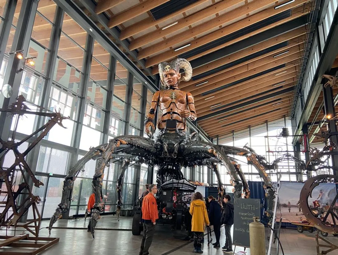 Lilith sera présente aux halles de la machine à Toulouse jusqu'au 9 juin.
