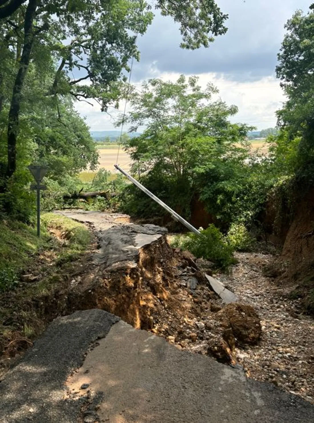 À Bioule, les inondations ont causé d'énormes dégâts.