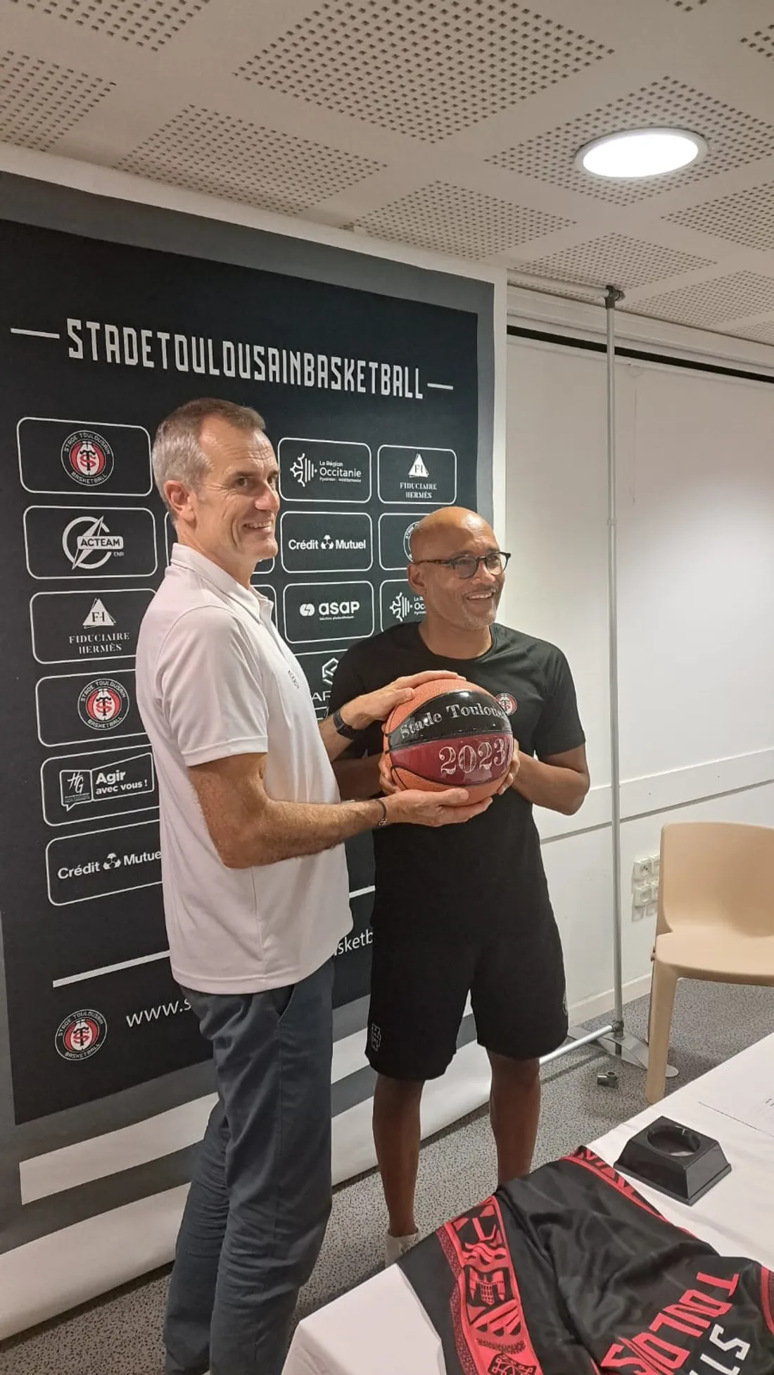 Patrick Bayol, président du club et Laurent Mopsus, manageur de l’équipe 