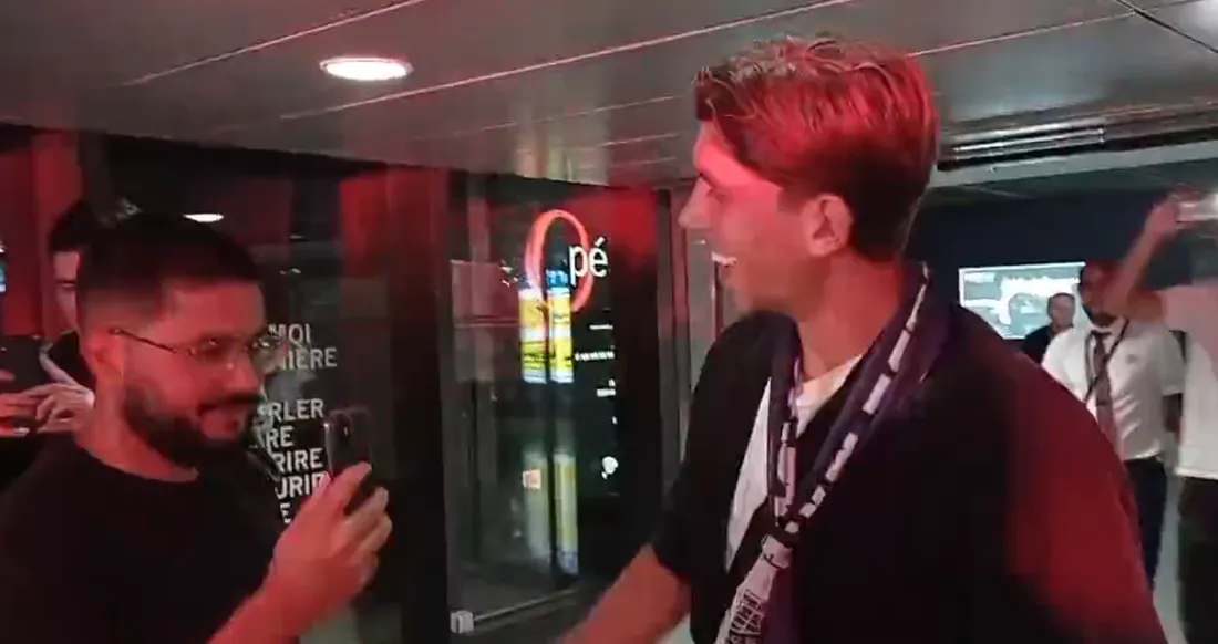 Stijn Spierings, de retour au TFC et acclamé par les supporters à son arrivée