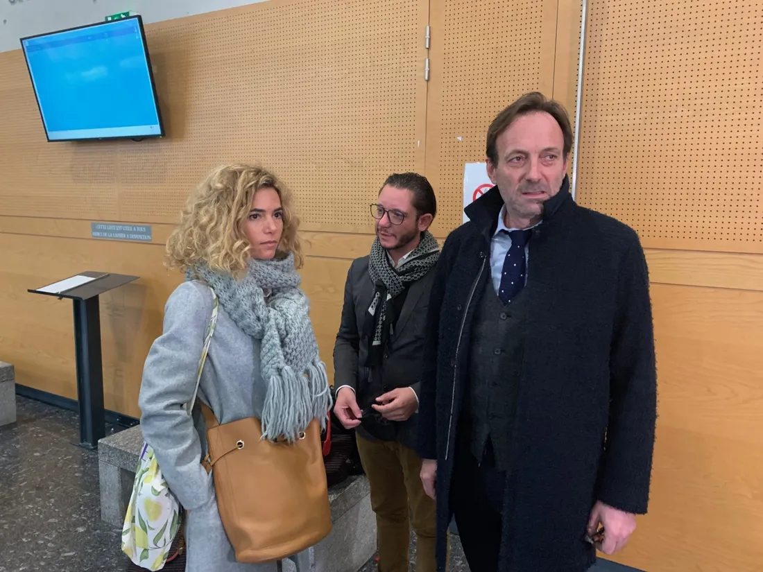 De gauche à dr. : Mes E. Franck, J-B Alary,  A. Martin, avocats de Cédric Jubillar. 