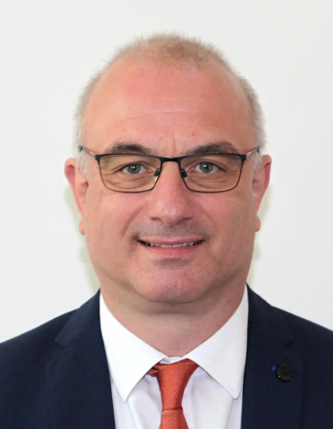 Le maire sortant, Jean Philippe Bésiers qui place sa campagne sous le signe de la stabilité.