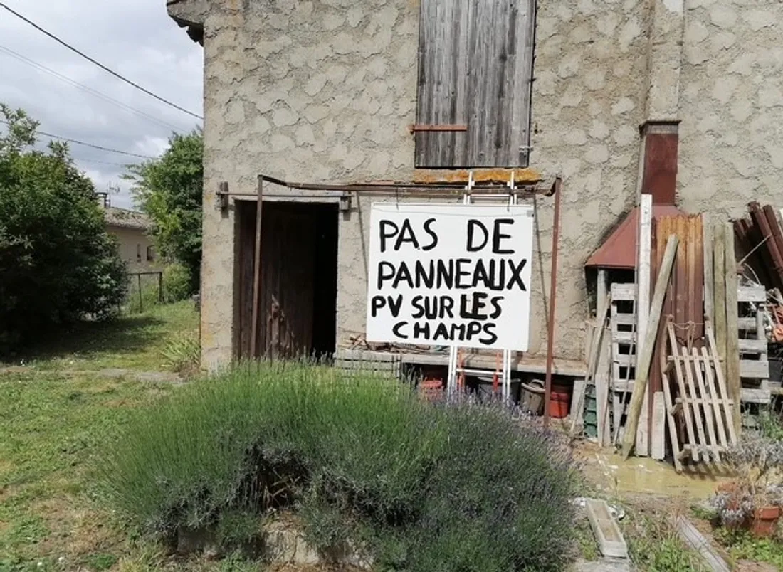 Au domaine de Fontales, un projet d’énergie verte fait grincer des dents. 