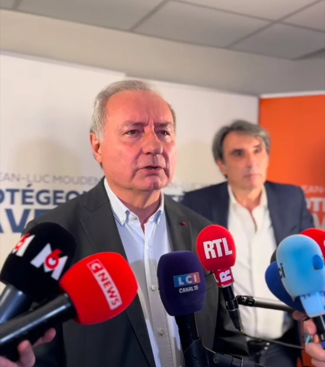 A Toulouse, le maire DVD confortablement reconduit au Capitole face au "danger mélenchoniste" 