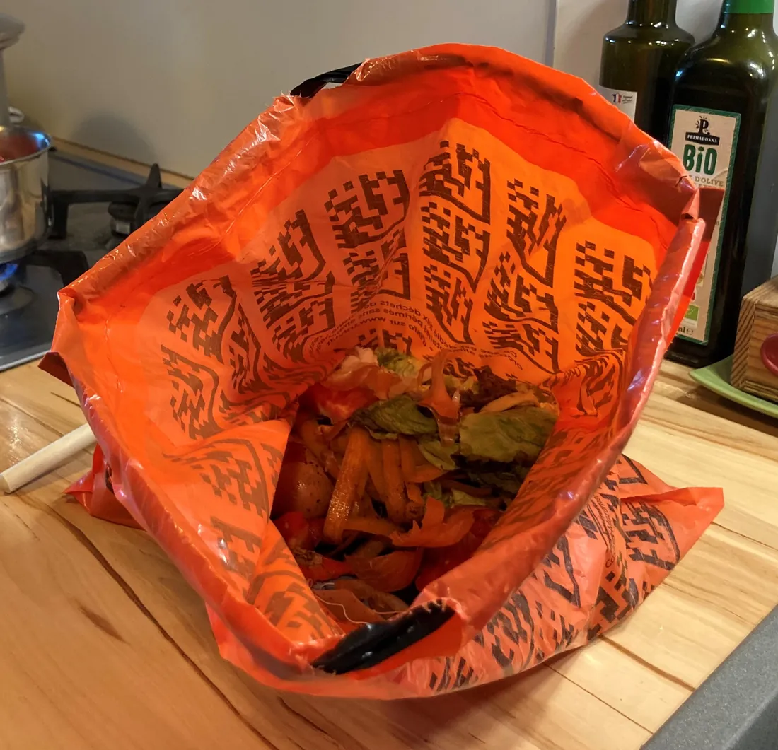 Sac orange pour le tri