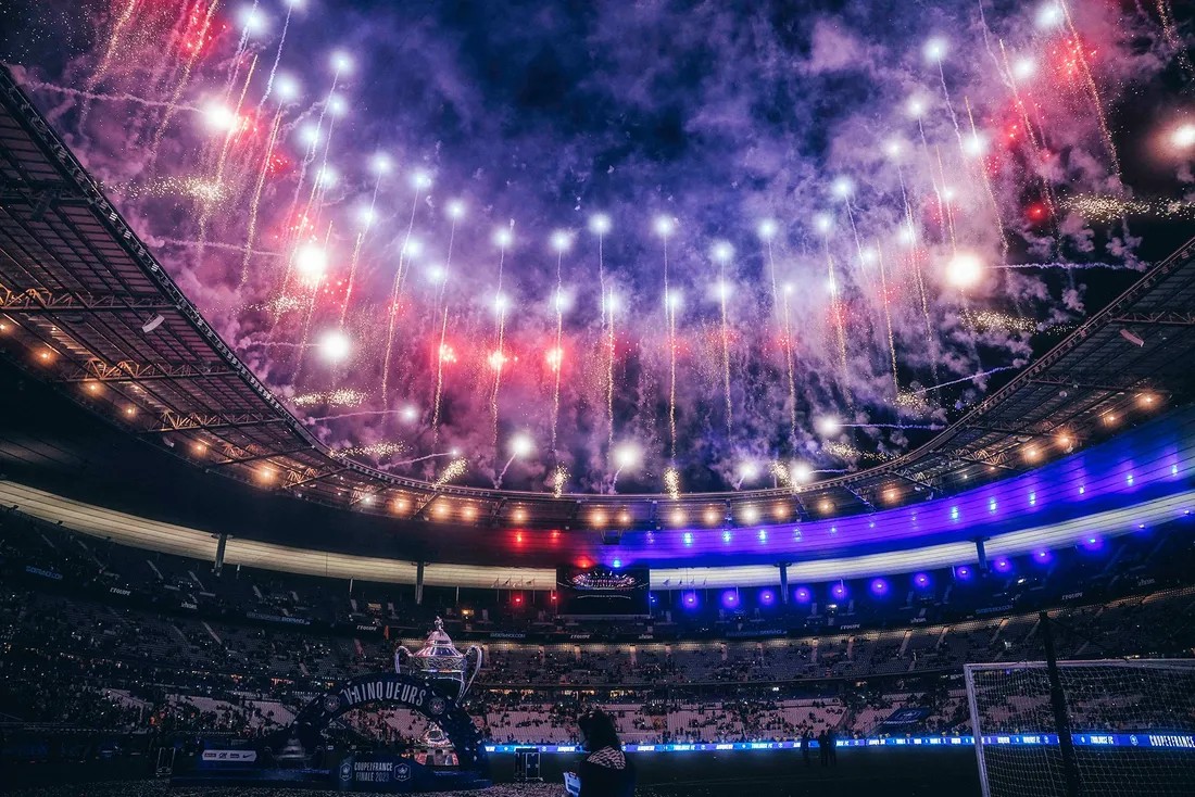Feu d'artifices au Stadium lors de la dernière journée à domicile.