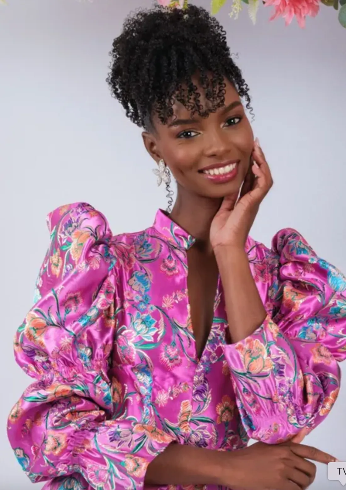 Candidate 9: Hélenne Tresalus, 25 ans, 1m70, Macouria