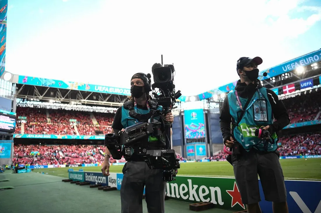 Seuls cinq caméramans opèrent avec un steadicam sur les pelouses de la Ligue 1.