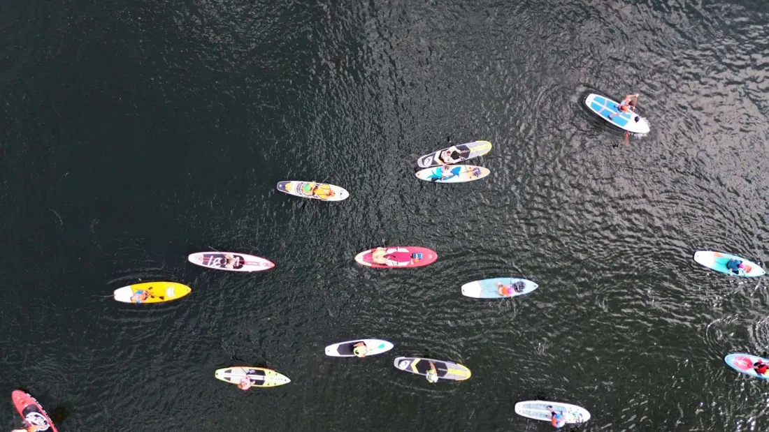 Une balade sur le thème des pirates en stand up paddle.