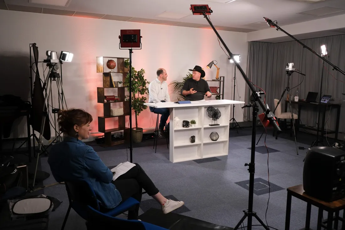 Sur le plateau colmarien de la nouvelle émission « La 21e l’Emission » 