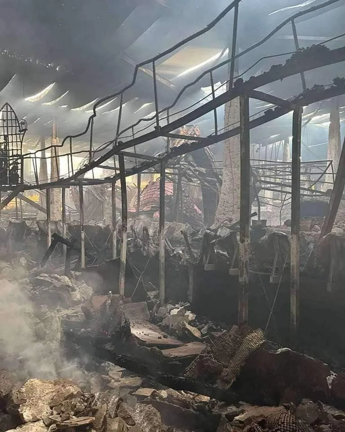 L'incendie a ravagé une partie de l'attraction "le monde magique des diamants"