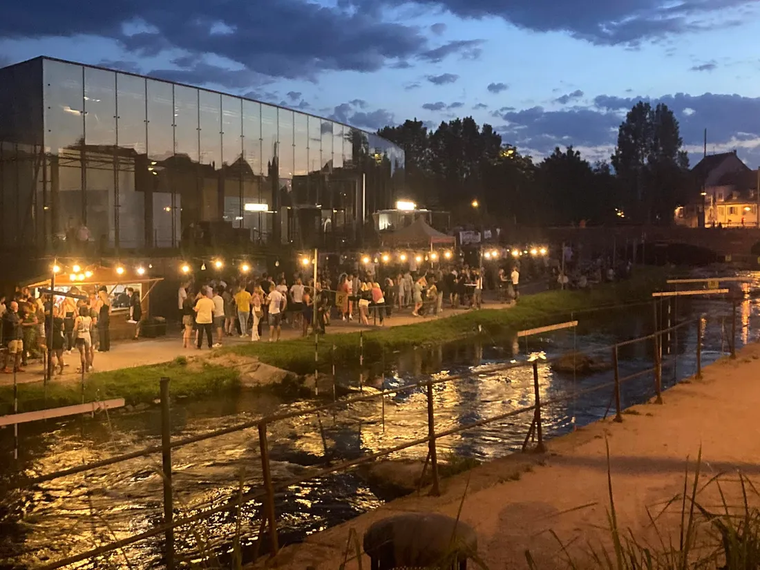 La Terrasse de l'Ill est située à Sélestat, c'est une terrasse éphémère