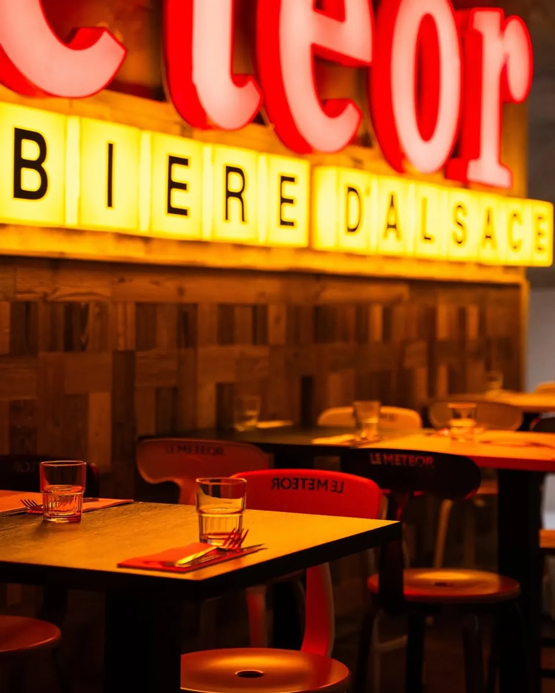 Le nouveau restaurant Meteor Vieux-Port peut accueillir plus de 500 clients.