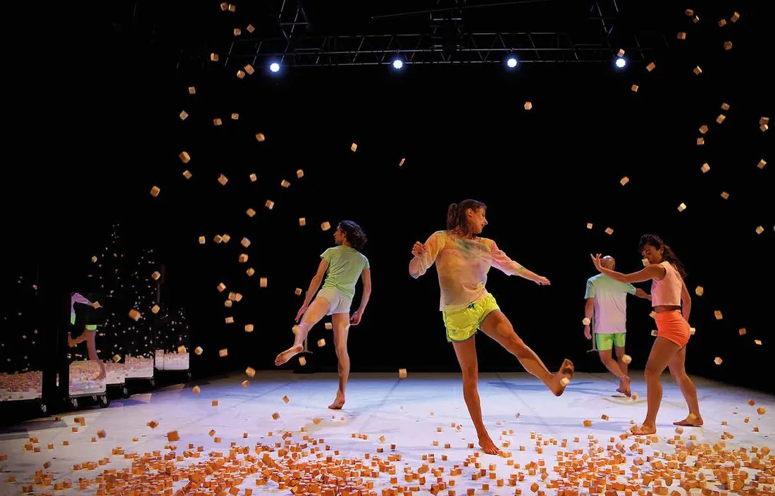 Acidulé / Compagnie en Lacets