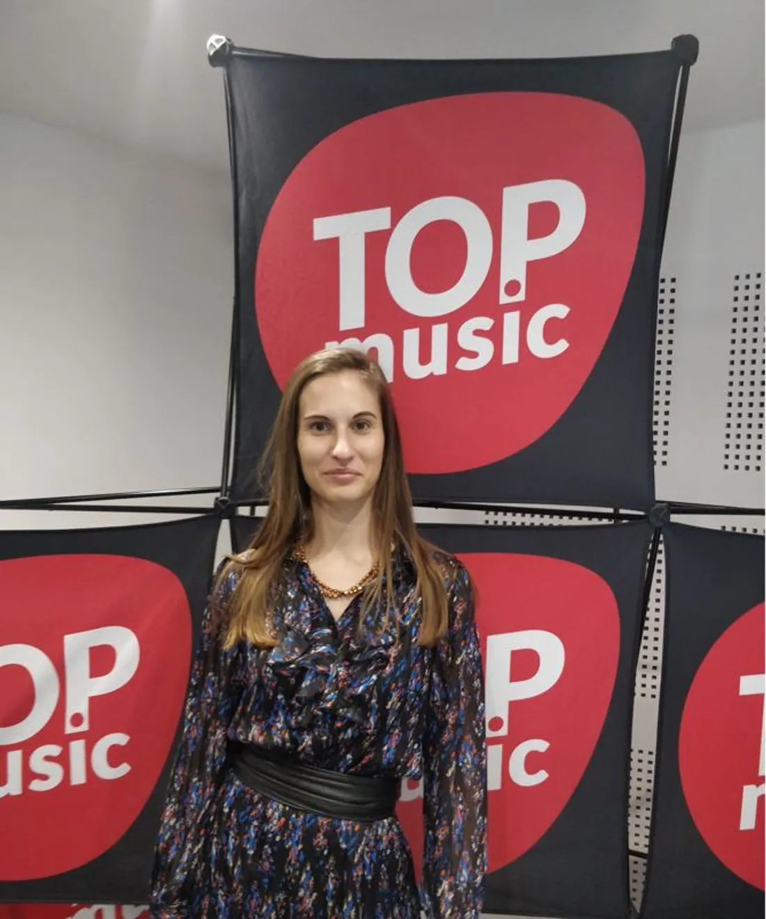 Céline Bentz présente son roman "Oublier les fleurs sauvages"