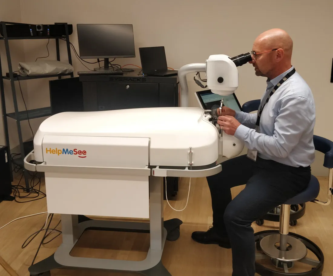 Le centre de simulation de la cataracte Gepromed est installé dans la nouveau bâtiment de NextMed