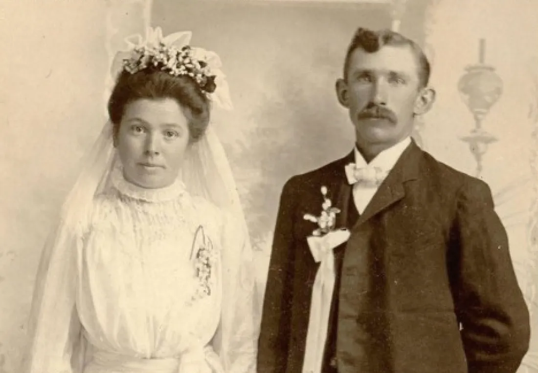 Le jeune marié est retrouvé mort une heure après la cérémonie...