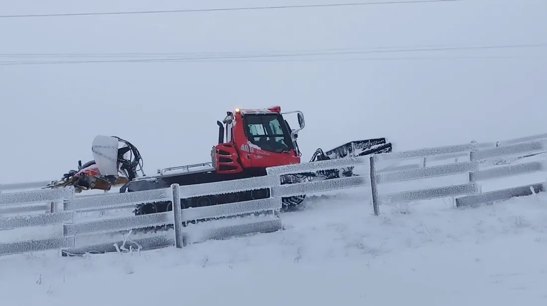 Les pistes sont en préparation, comme ici au Markstein