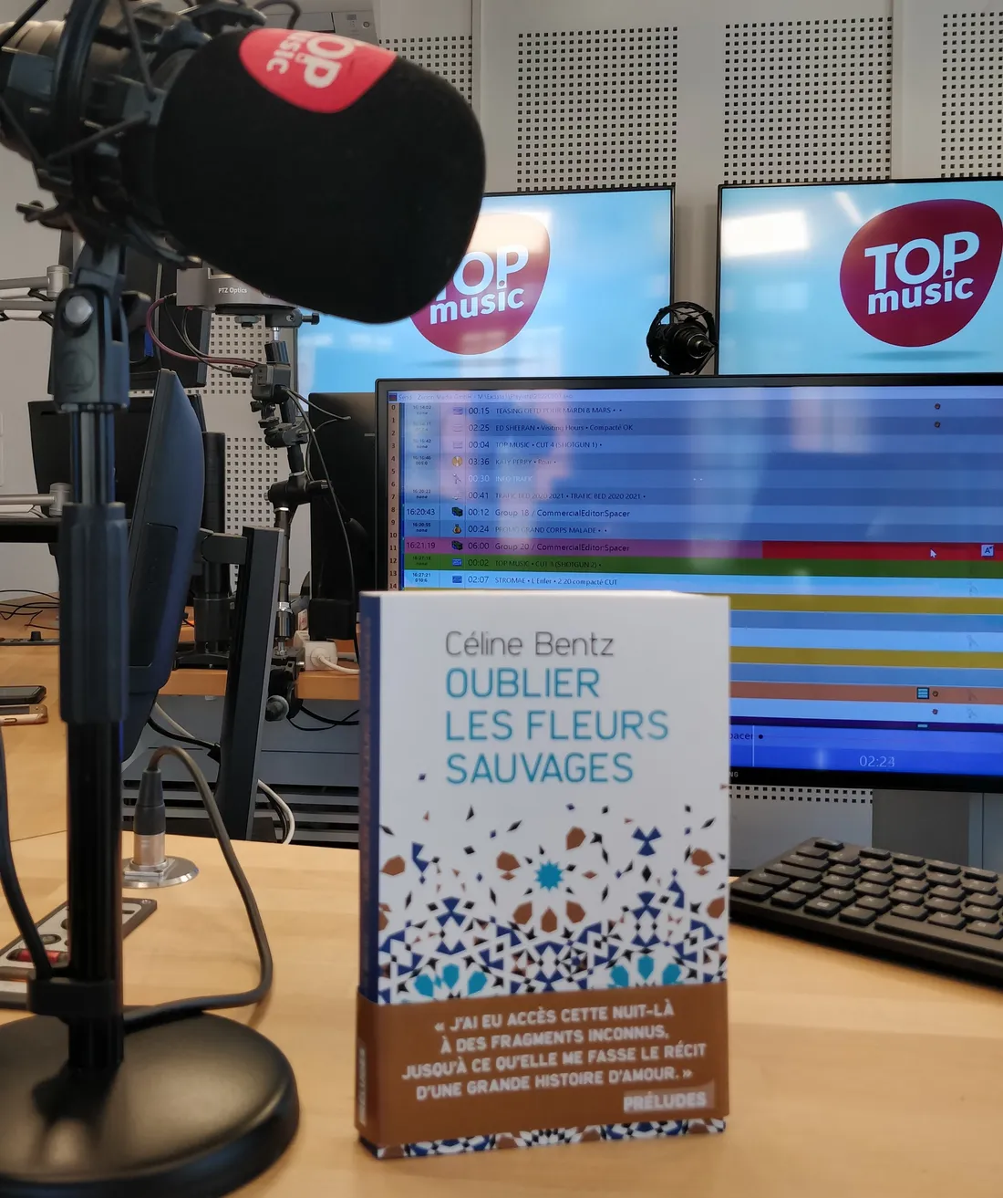 Le premier roman de Céline Bentz "Oublier les fleurs sauvages"