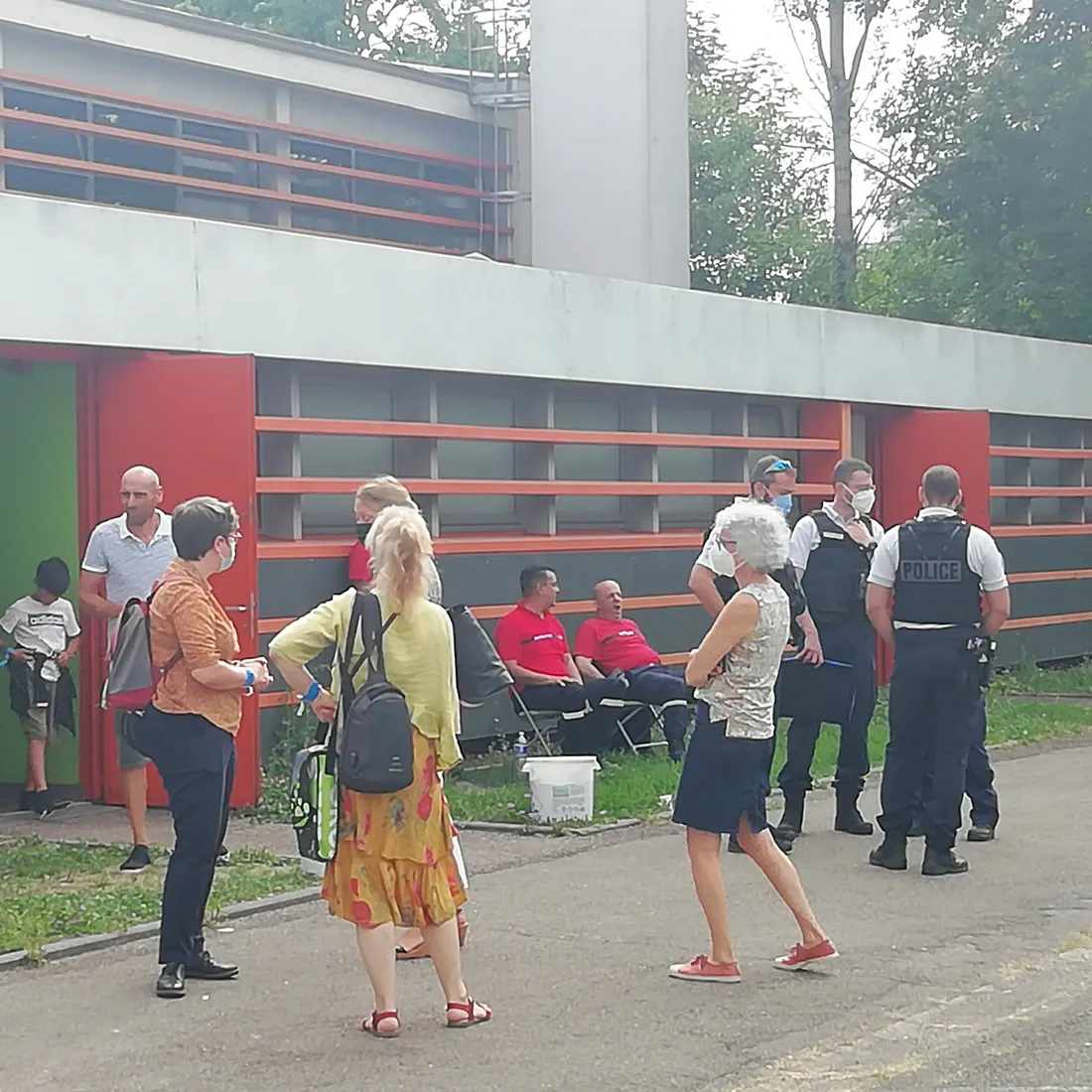 Les migrants ont passé une nuit au gymnase Branly.