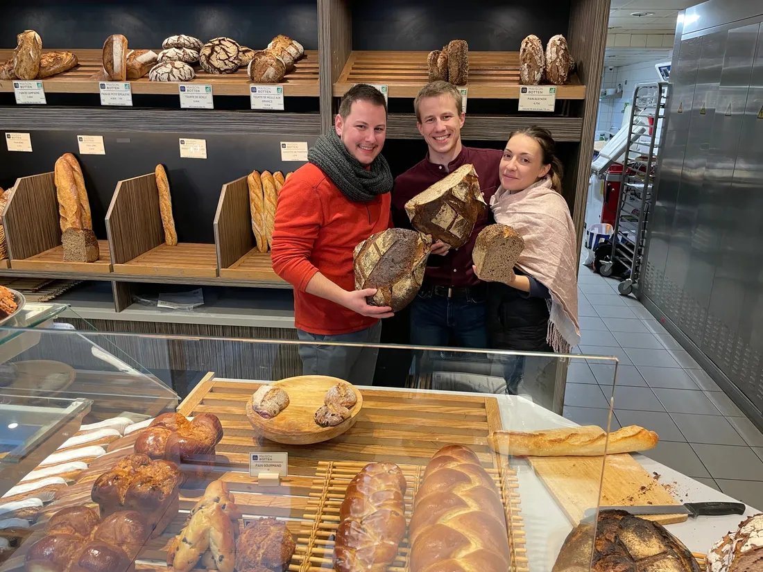 Maxime, Julien et Mathilde dans la boutique d'Ebersheim