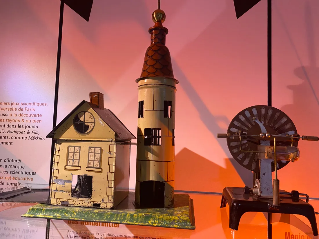 Une maison explosive !