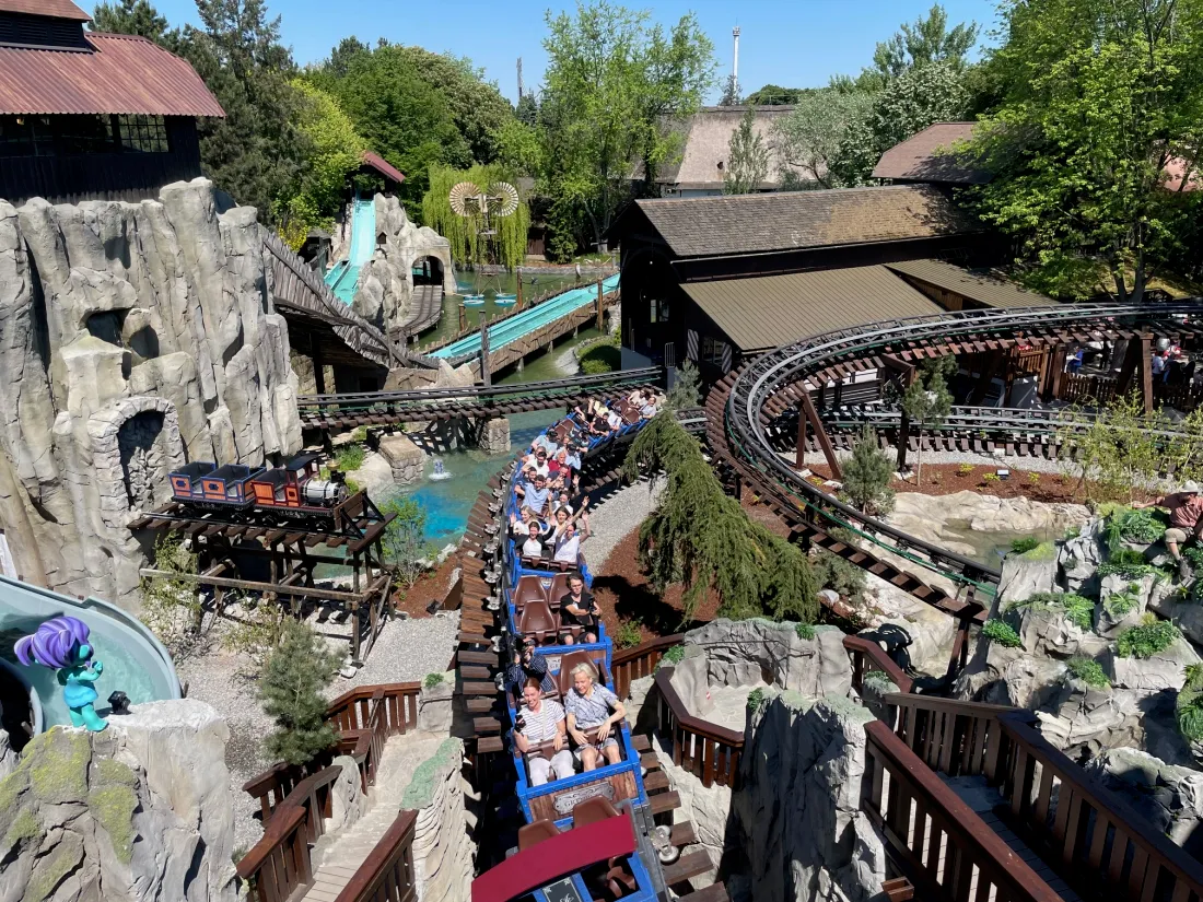 Le quartier autrichien est désormais beaucoup plus aéré, avec vue sur les attractions