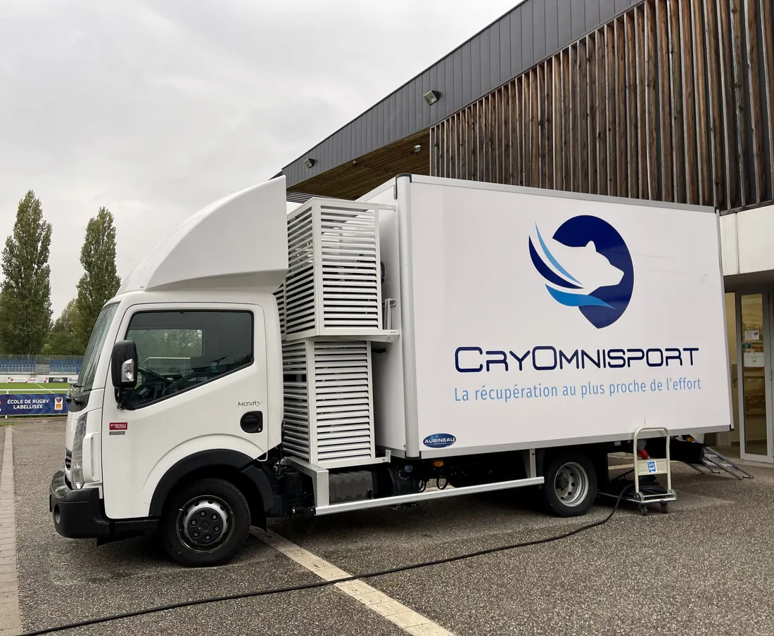 Les joueurs du SAR Rugby utilise la cryothérapie avant leur entrainements 