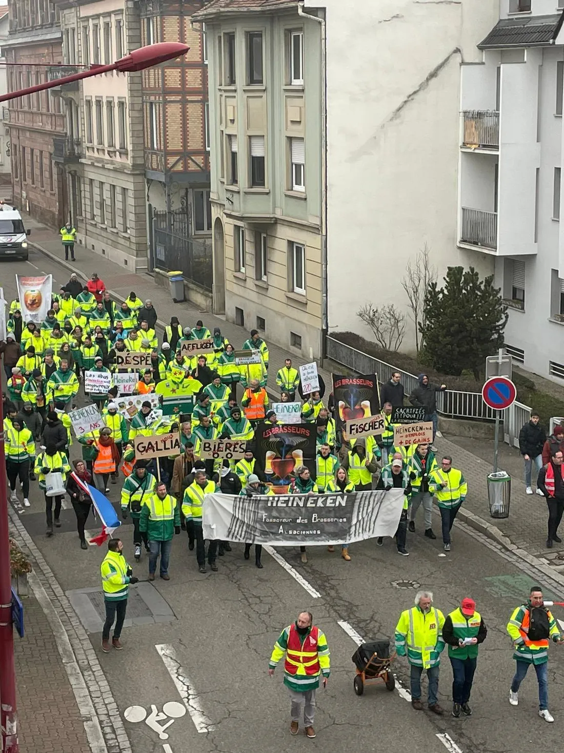 Le cortège est parti à 11h de Schiltigheim pour rejoindre le Parlement européen à Strasbourg