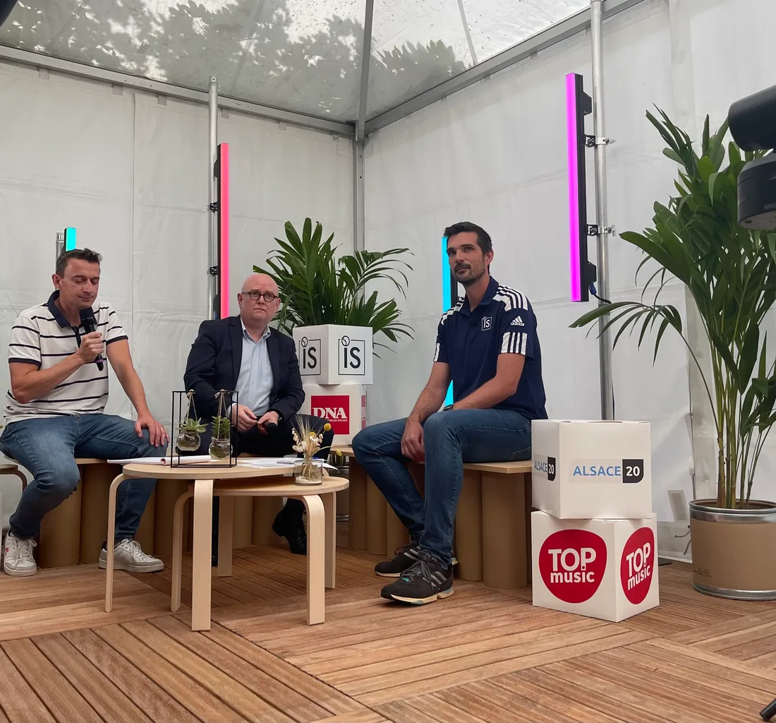 "Midi aux IS"... émission en direct des IS toute cette semaine... à 12h !