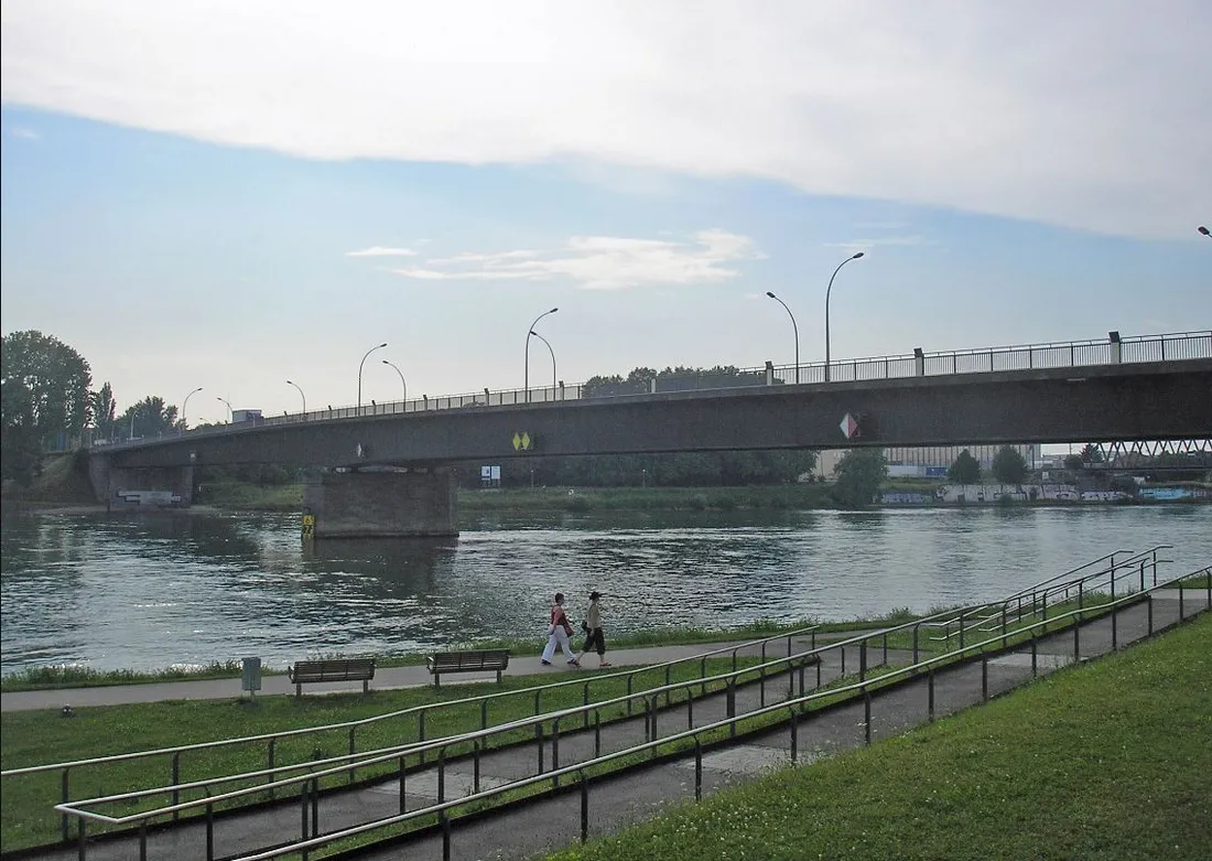 Photo d'illustration : Pont de l'Europe à Strasbourg